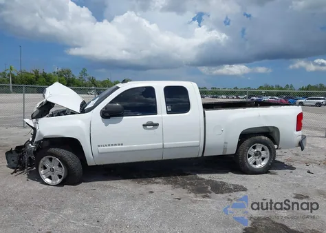 2008 Chevrolet Silverado 1500 Lt1 z USA, uszkodzony, nr VIN 2GCEC19C081301951